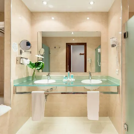 Ilunion 4* Màlaga